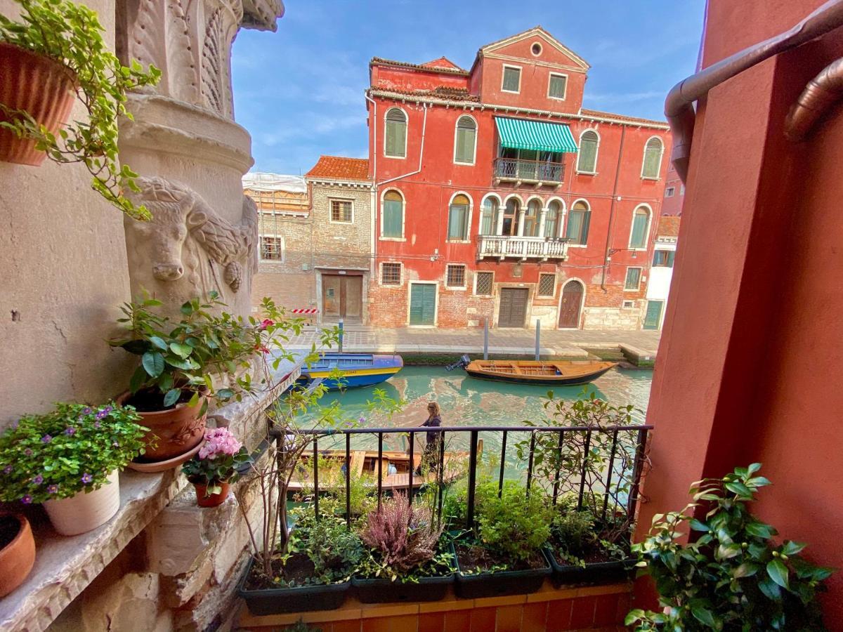 Ca Cammello Private Terrace And Canal View Benátky Exteriér fotografie